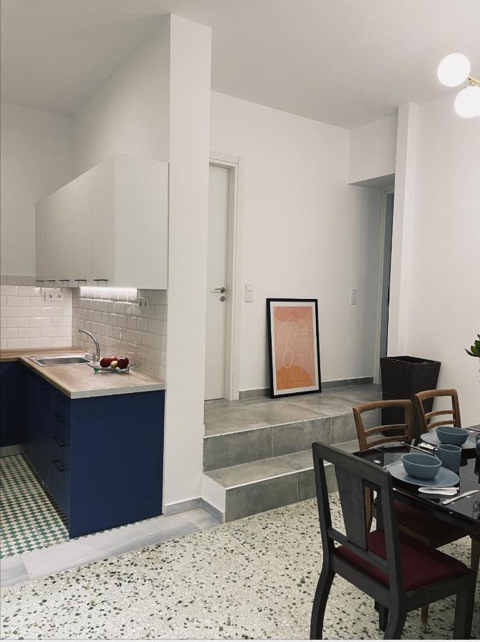 Olive Apartment Renovated 2022 Piräus Exterior foto