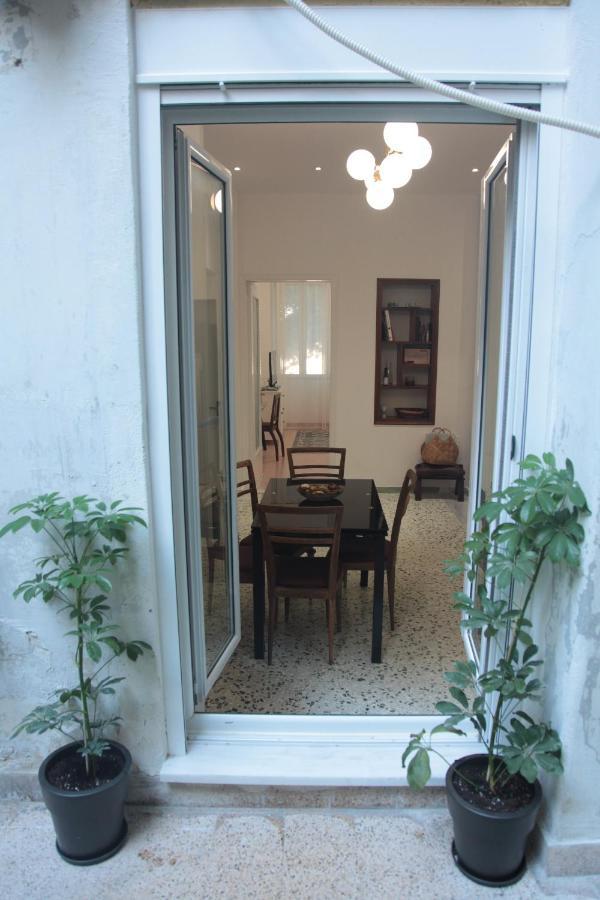 Olive Apartment Renovated 2022 Piräus Exterior foto